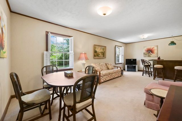 602 Calhoun Rd., Myrtle Beach, SC 29577