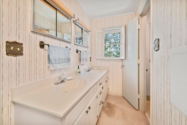 602 Calhoun Rd., Myrtle Beach, SC 29577