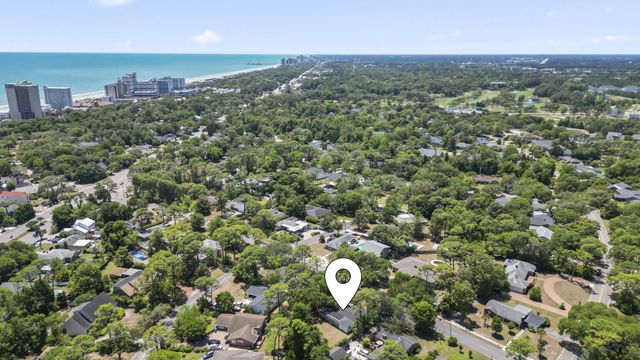 602 Calhoun Rd., Myrtle Beach, SC 29577