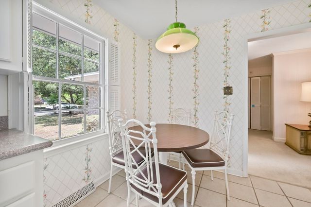 602 Calhoun Rd., Myrtle Beach, SC 29577