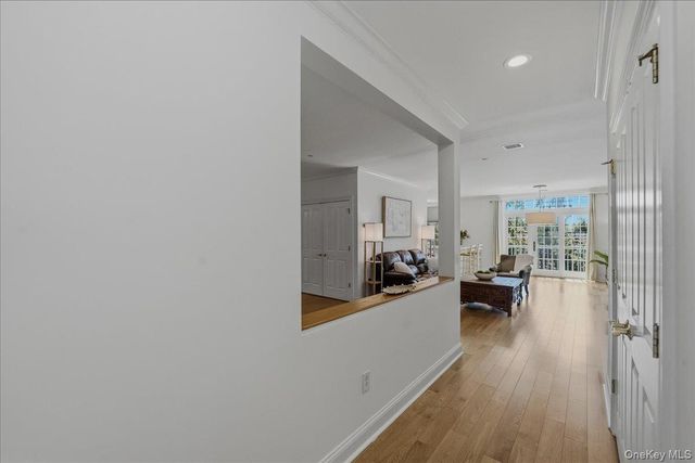 55 1st Street 313, Pelham, NY 10803