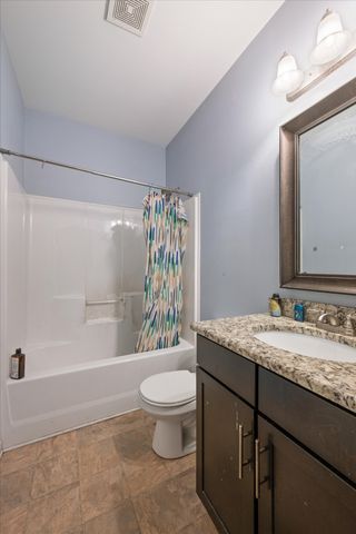 991 Guinevere Ct, Clarksville, TN 37040