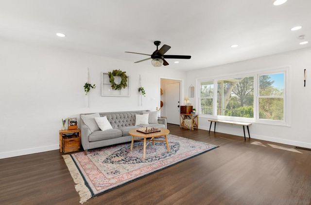 8648 Alpine Ave, La Mesa, CA 91941