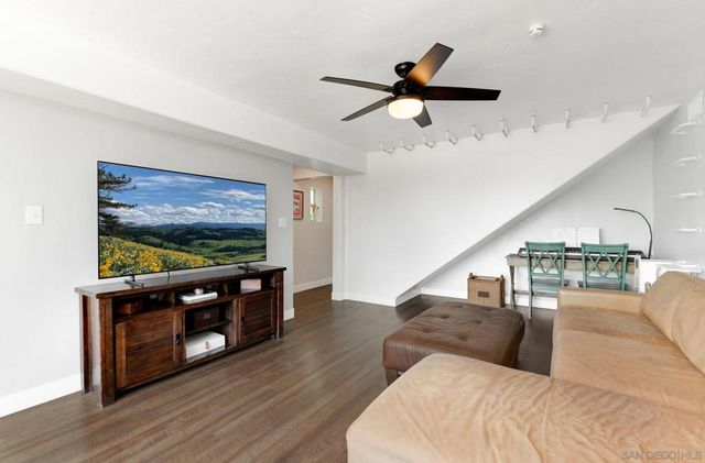 8648 Alpine Ave, La Mesa, CA 91941