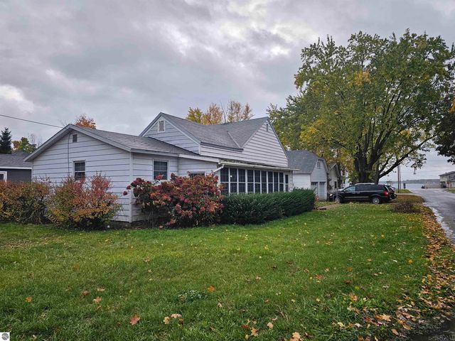 204 W Union Street, Lake City, MI 49651
