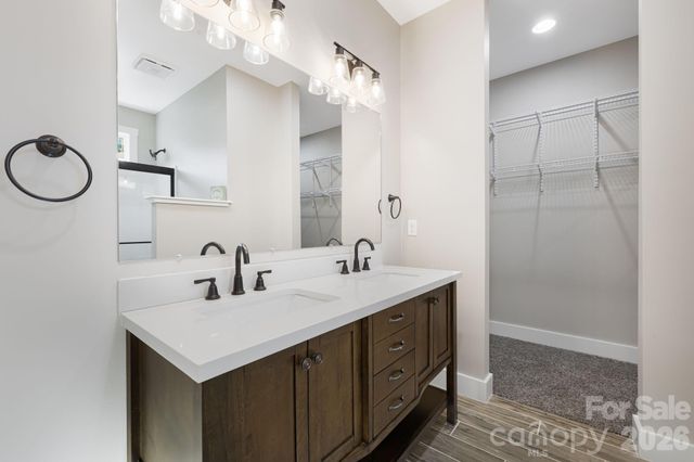 129 Brentwood Road, Morganton, NC 28655