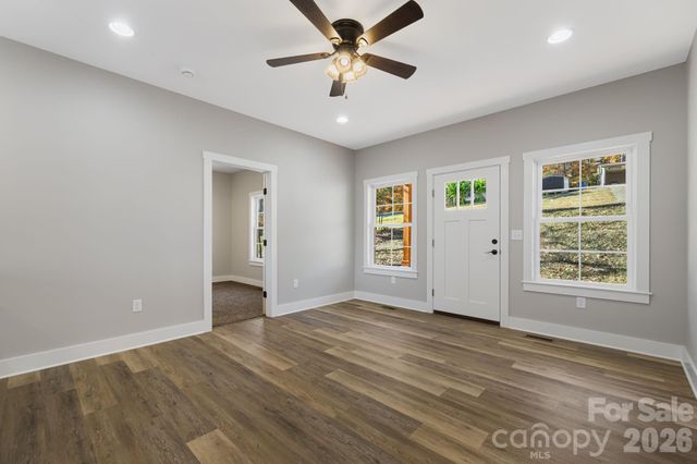 129 Brentwood Road, Morganton, NC 28655