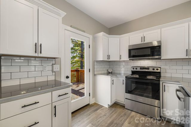 129 Brentwood Road, Morganton, NC 28655