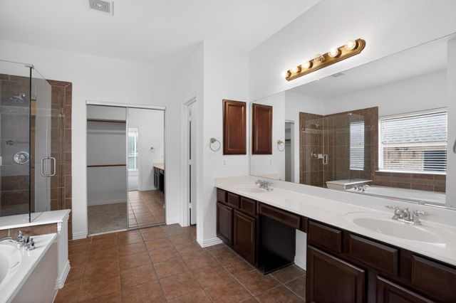 1426 Levee Lane, Cedar Hill, TX 75104