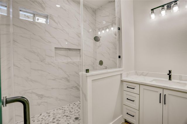 8405 Folkstone Lane, Houston, TX 77075