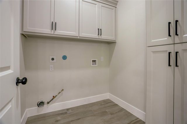 8405 Folkstone Lane, Houston, TX 77075