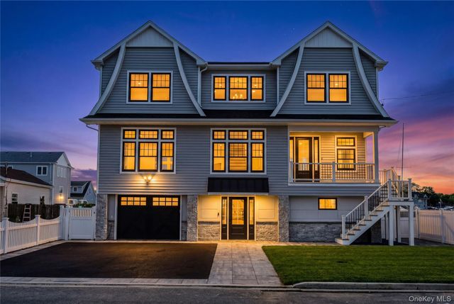 3681 Naomi Street, Seaford, NY 11783