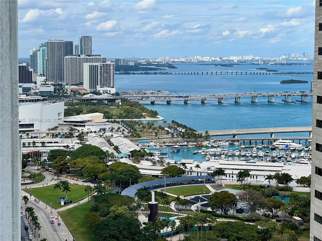 300 S Biscayne Blvd 3614, Miami, FL 33131