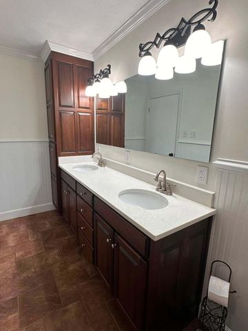 2220 Edgewater Drive, NW, Cleveland, TN 37311