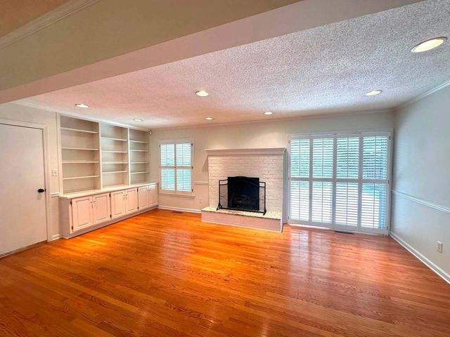 2220 Edgewater Drive, NW, Cleveland, TN 37311