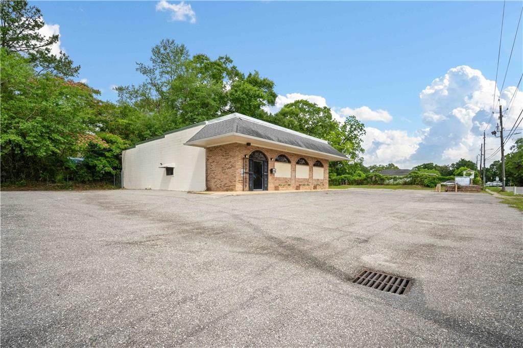 663 Stanton Road, Mobile, AL 36617 — photo 2