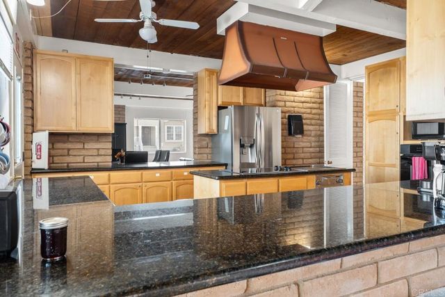 450 E. Bradley Avenue 80, El Cajon, CA 92021