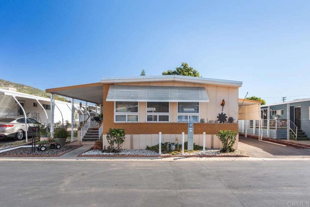 Image 3 of property listing at 450 E. Bradley Avenue 80, El Cajon, CA 92021
