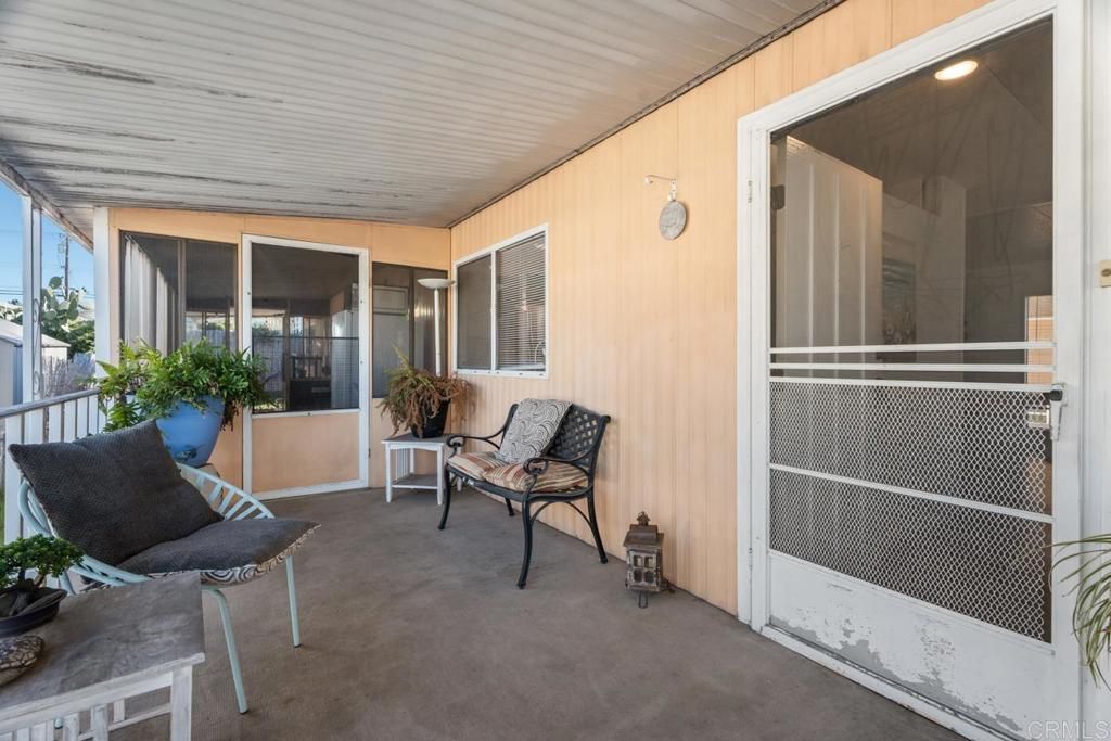 Image 5 of property listing at 450 E. Bradley Avenue 80, El Cajon, CA 92021