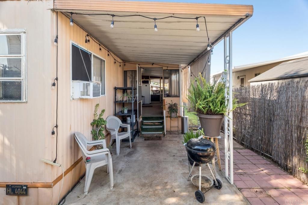 Image 8 of property listing at 450 E. Bradley Avenue 80, El Cajon, CA 92021