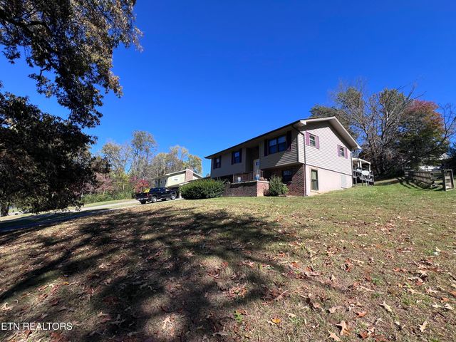 185 River Rd, Harrogate, TN 37752