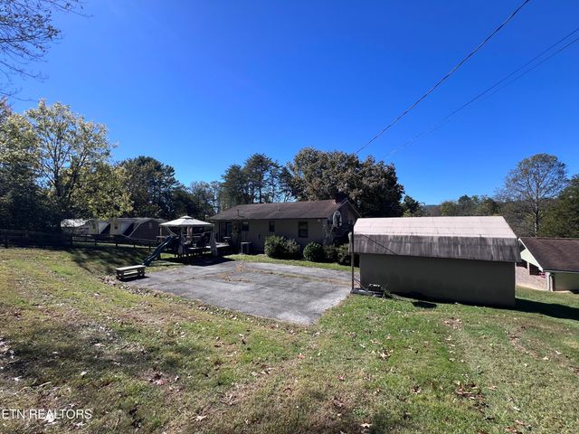 185 River Rd, Harrogate, TN 37752