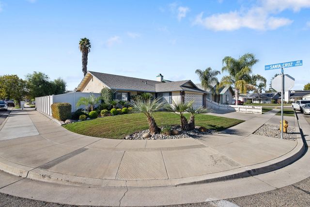 605 Catalina Circle, Tulare, CA 93274