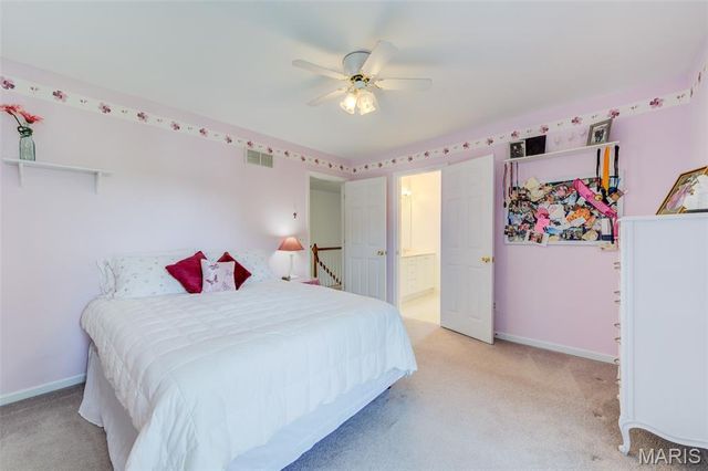 380 Huntleigh Manor Drive, St Charles, MO 63303