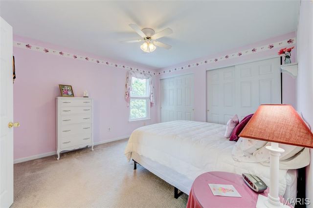 380 Huntleigh Manor Drive, St Charles, MO 63303