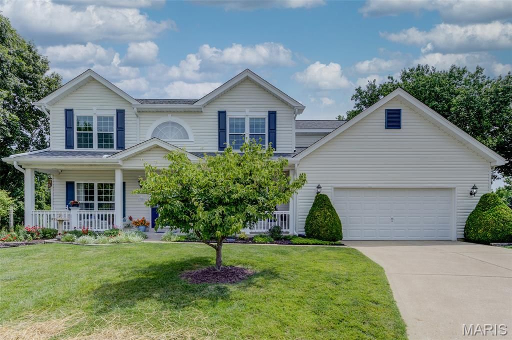 380 Huntleigh Manor Drive, St Charles, MO 63303