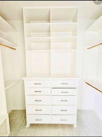 2029 S Edgewood Terrace, Fort Worth, TX 76105