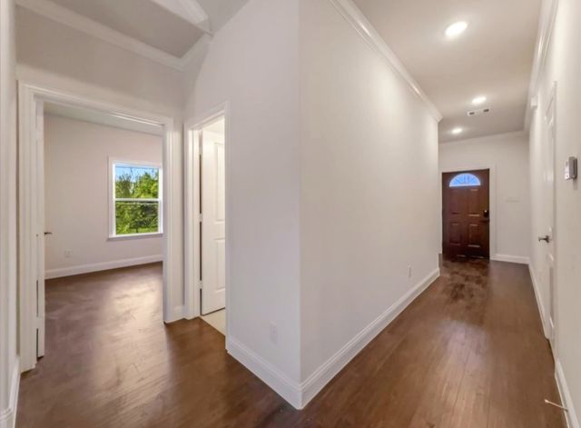 2029 S Edgewood Terrace, Fort Worth, TX 76105