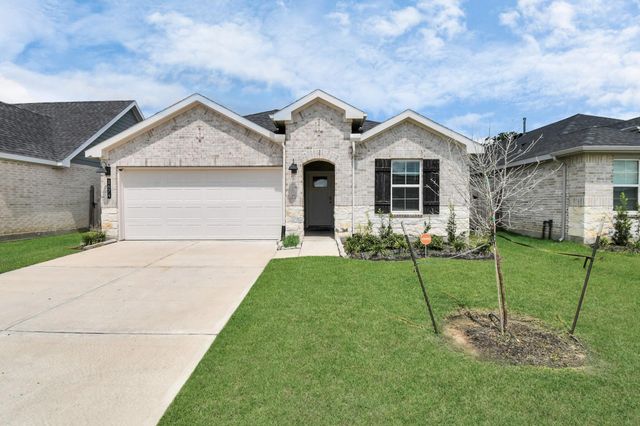 1674 Westway Drive, Fresno, TX 77545