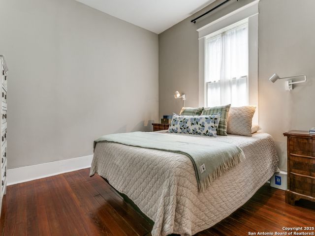 521 N Palmetto, San Antonio, TX 78202