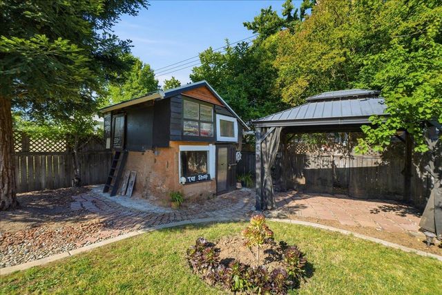 921 Patricia Way, Sacramento, CA 95864