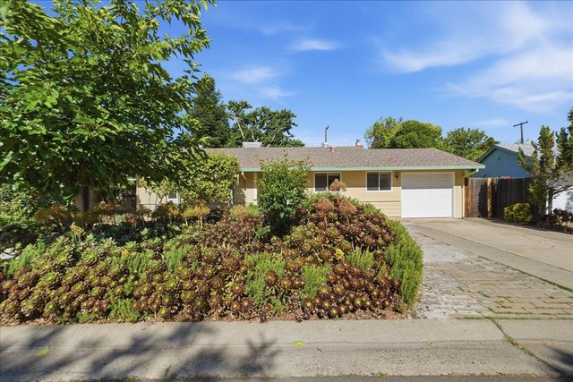 921 Patricia Way, Sacramento, CA 95864