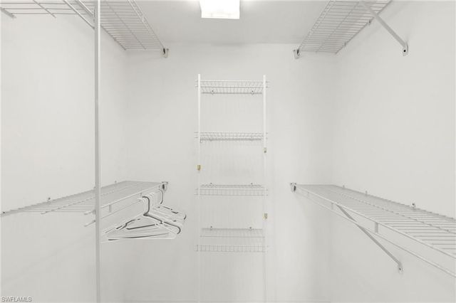 300 Forest Lakes BLVD 112, Naples, FL 34105