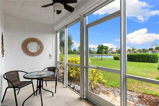 300 Forest Lakes BLVD 112, Naples, FL 34105