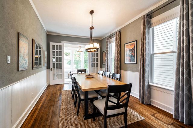 1550 E Irving PLACE, Milwaukee, WI 53202