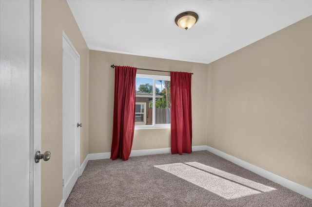 3941 Downey Way, Sacramento, CA 95817