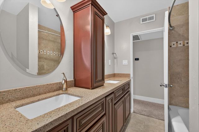 3941 Downey Way, Sacramento, CA 95817