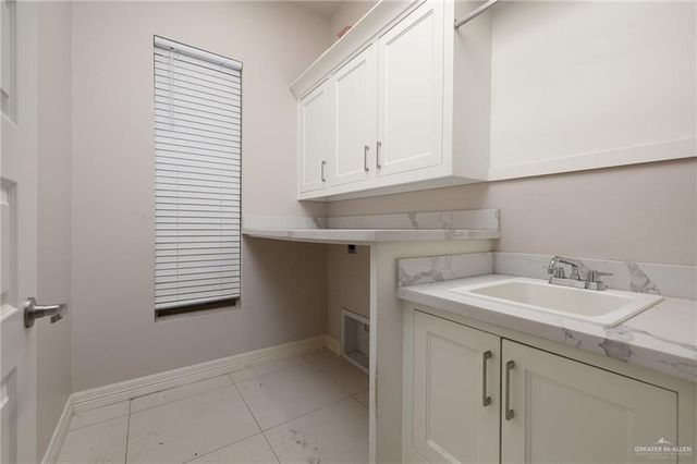 617 W 27th Street, Mission, TX 78574