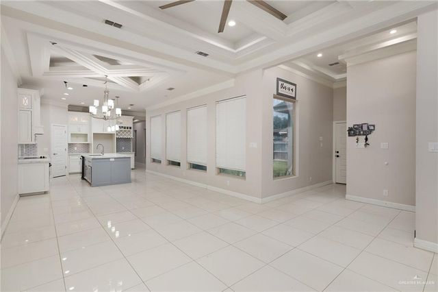 617 W 27th Street, Mission, TX 78574