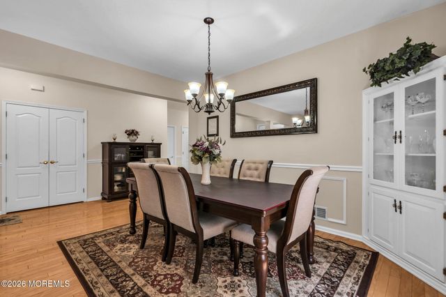 3 Summerwinds Drive, Lakewood, NJ 08701