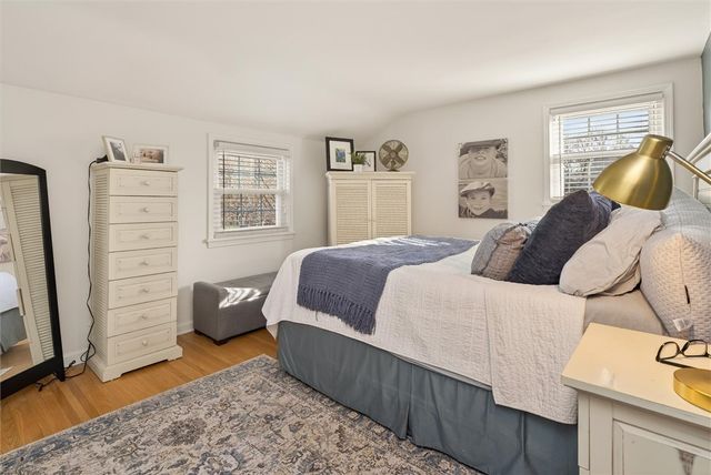 28 Southwick Dr, Webster, NY 14580