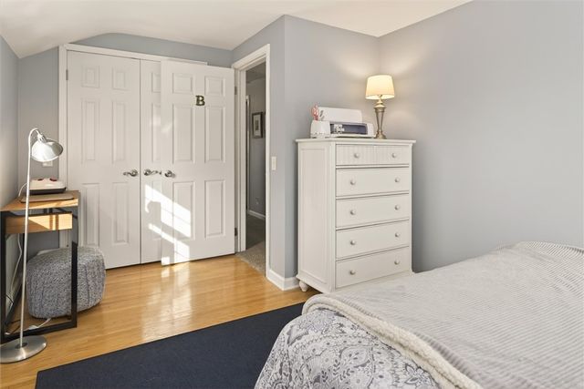 28 Southwick Dr, Webster, NY 14580