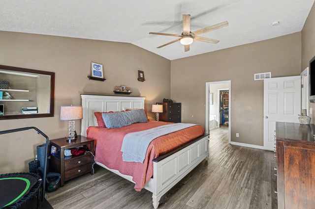 204 University Drive, Walton, KY 41094