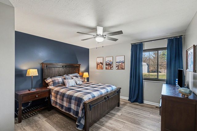 204 University Drive, Walton, KY 41094