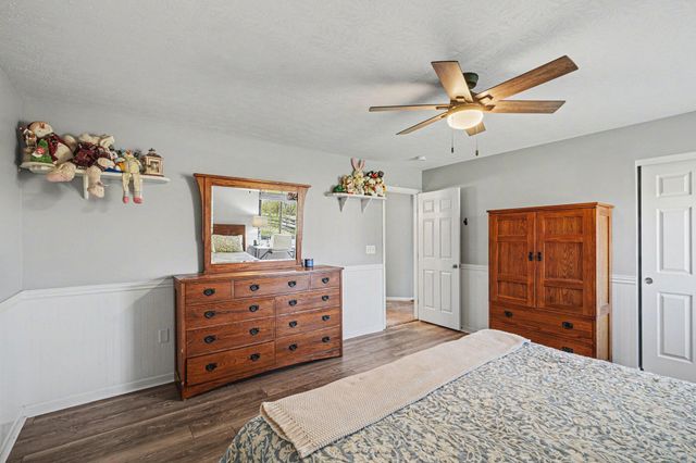 204 University Drive, Walton, KY 41094