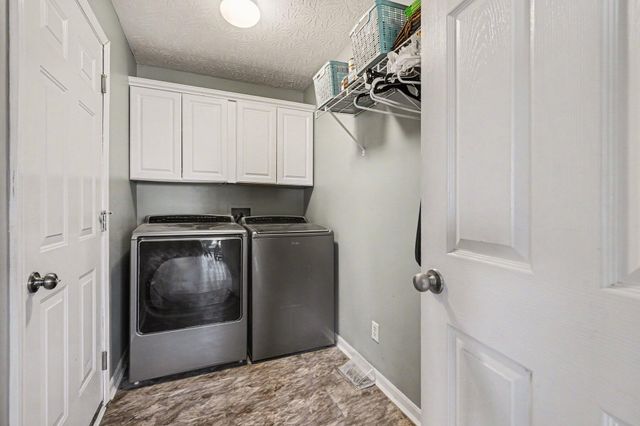 204 University Drive, Walton, KY 41094
